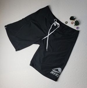 Reef board shorts SZ 40